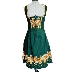 Authentic German Rose-Dirndl Green Embroidered Dirndl